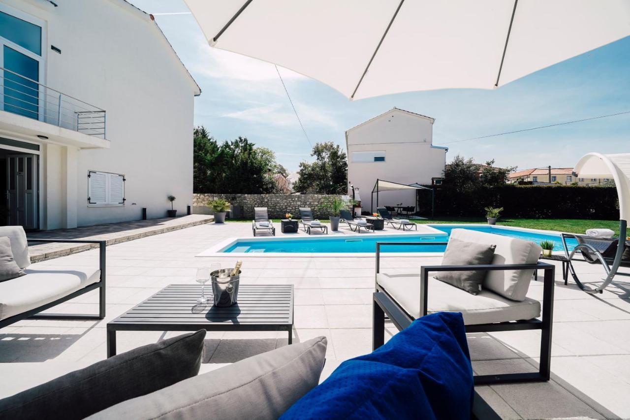 Bellamare Apartman *