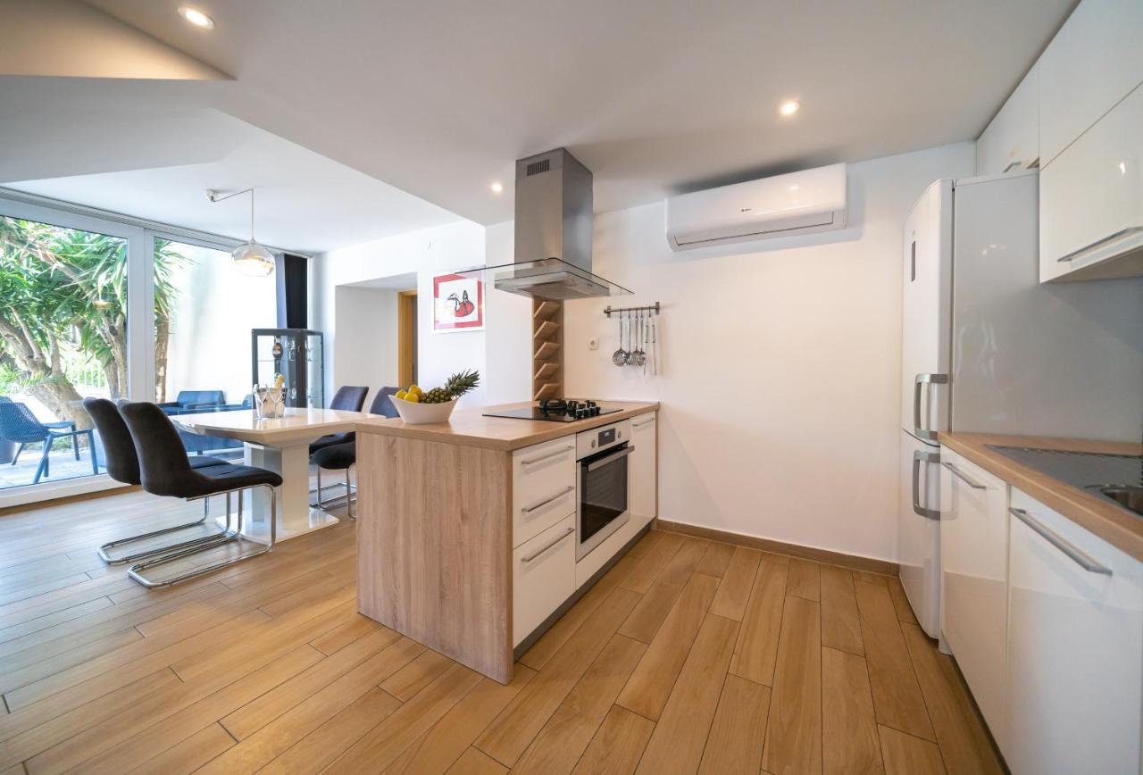 Bellamare Apartment